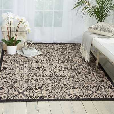 Ashby Floral Indoor / Outdoor Rug