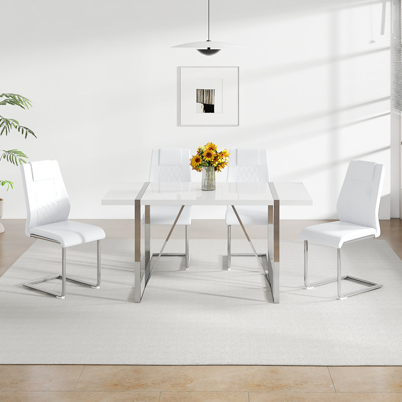 Ensemble de table de salle à manger de 55 po, table et chaises de cuisine en bois avec plateau en panneau de fibres à densité moyenne laqué épais, structure en métal robuste et chaises en similicuir