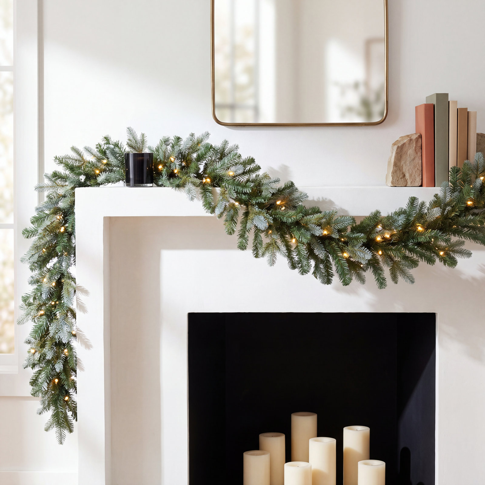 108" Pre-Lit Spruce Garland