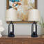 Lampe de table ovale sur pied