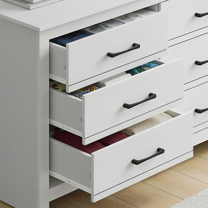 Alezae 6 Drawer Chest of Drawers, White