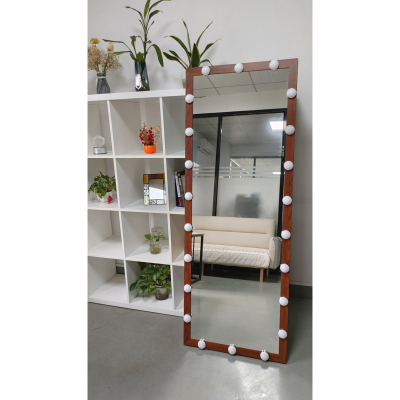 Miroir de salle de bain pleine grandeur avec lumières et miroir de salle de bain pour tout le corps avec 3 modes de couleur
