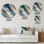 Horloge murale bleue et blanche-93380787