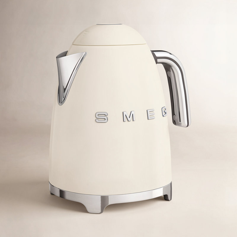 SMEG 50's Retro Style Aesthetic 7-Cup Kettle, Cream