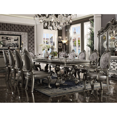 Chaises d'appoint antiques 2 en platine et argentées - Revêtement en similicuir, détails en tissu floral, garniture cloutée sur la hanche pour une excellente occasion de dîner 2 et rembourrage, caractéristique, grande expérience