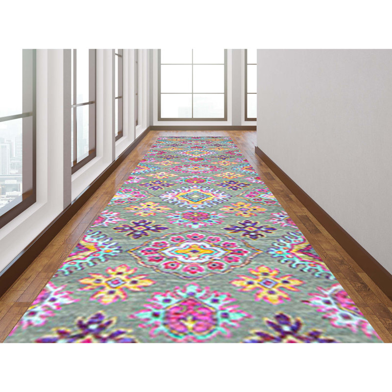 Canterbury Floral Area Rug, Runner 2'6 x 10'