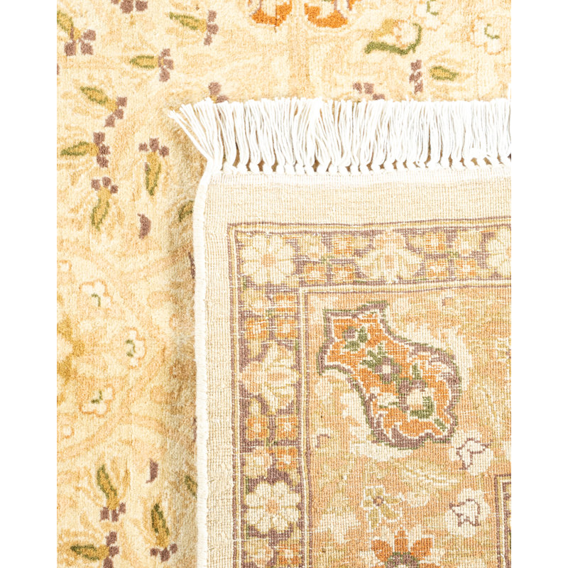 Classic One-of-a-Kind 4' 8" X 7' 1" Hand Knotted Area Rug