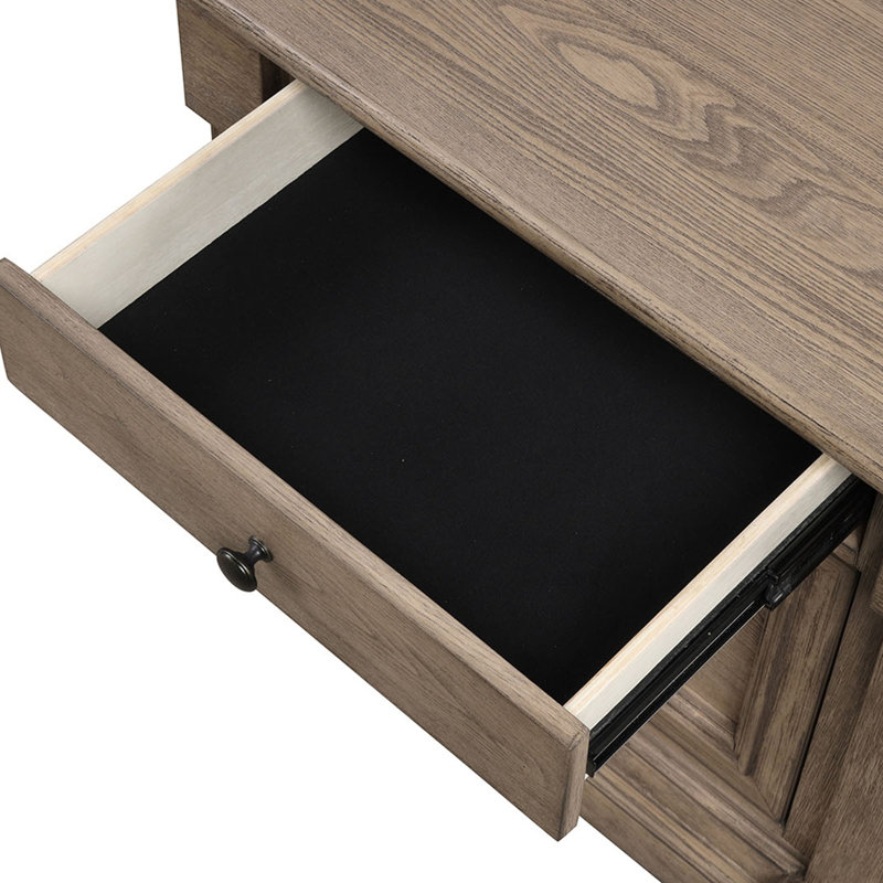 Mobilier de chambre de style transitionnel français et anglais