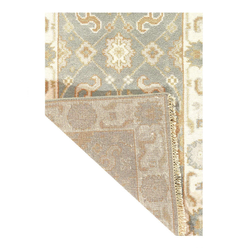 Oriental Area Rug in Gray