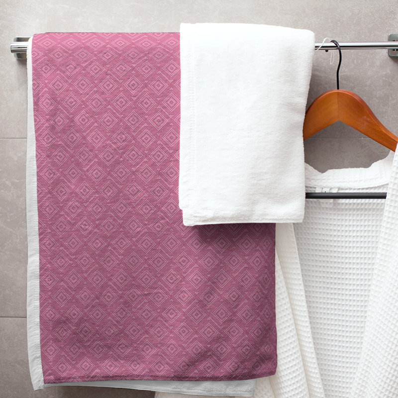 Katelyn Elizabeth Cotton Blend Bath Towel, Pink