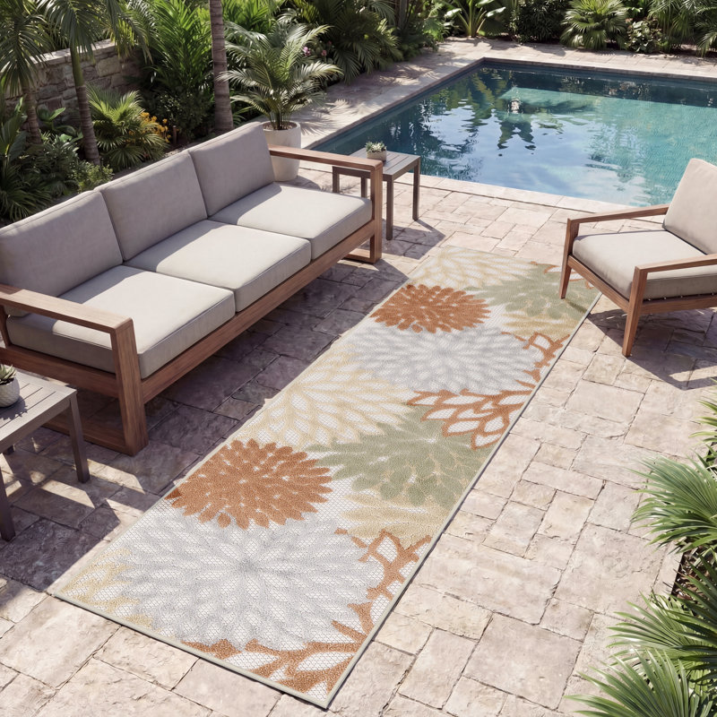 Chazney Floral Indoor/Outdoor Area Rug, Runner 2'3" x 8'