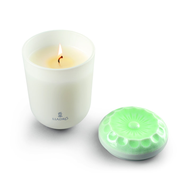 Meadow Breeze Porcelain Lid Scented White Candle 45hr