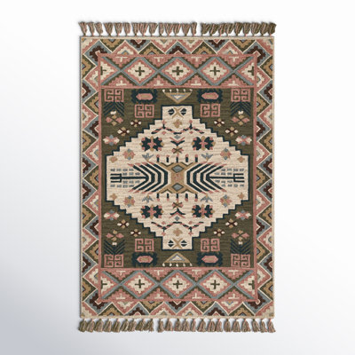 Anine Green Hand-Tufted Wool Oriental Rug