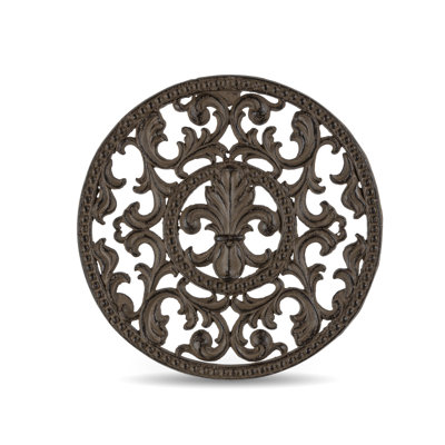 Acanthus Cast Aluminum Round Trivet