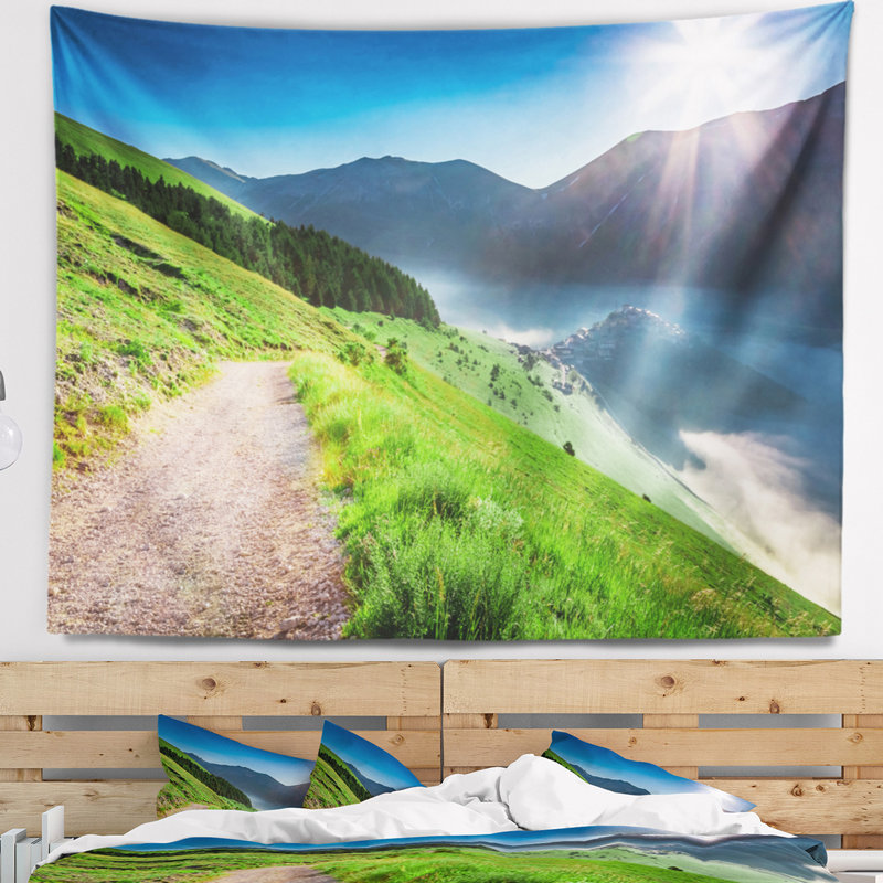 Montagnes de l'ombrie tapisserie sunrise ensoleillée Landscape, H 32 po x l 39 po