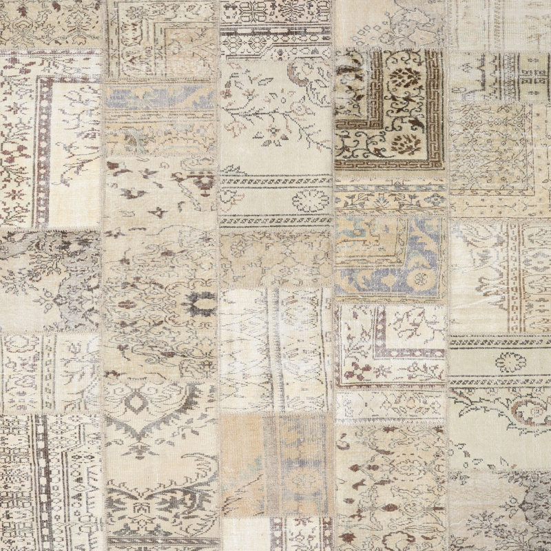 Tapis beige contemporain, Carré 4 pi
