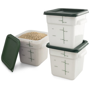 Carlisle Store N' Pour 1/2 Gallon Container Set with Assorted Color