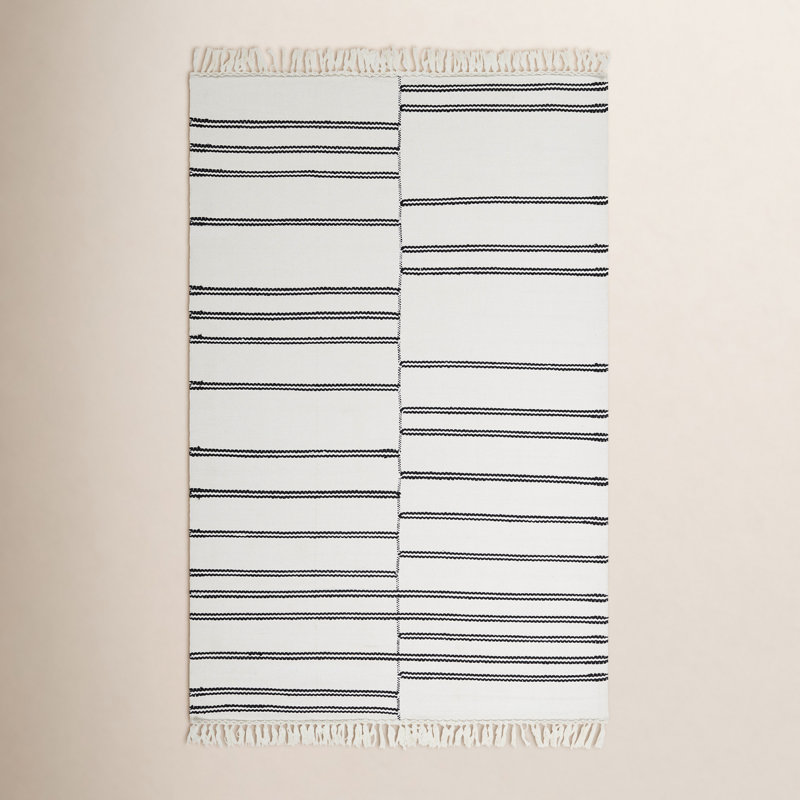 Favina rayé tissé à plat à la main recyclé P.E.T. Tapis ivoire / noir, Rectangle 8 pi 10 po x 12 pi