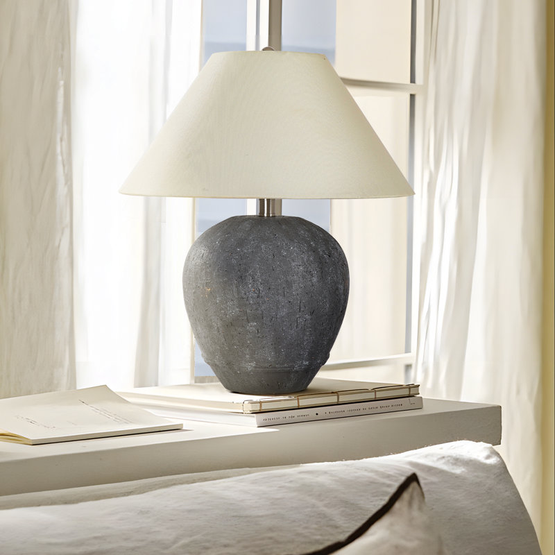 Lampe de table en céramique Kula , H 21,65 po x l 17,99 po x P 17,99 po, Gris foncé