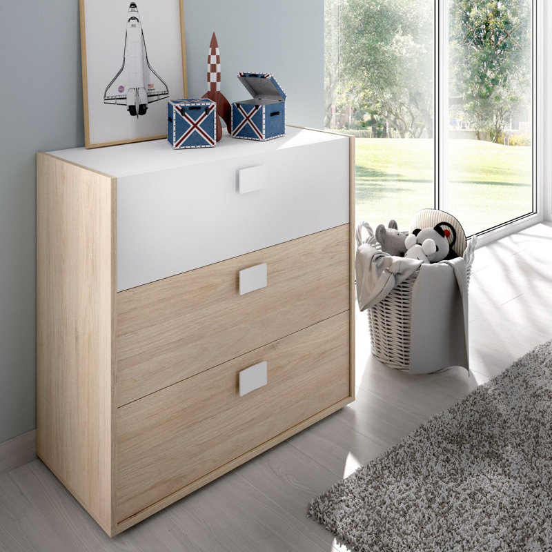 Abbygale 3 - Drawer Rectangle Accent Chest