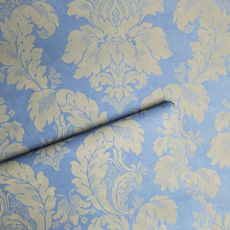 Rouleau de papier peint métallique damassé victorienne, Bleu bébé / beige métallique