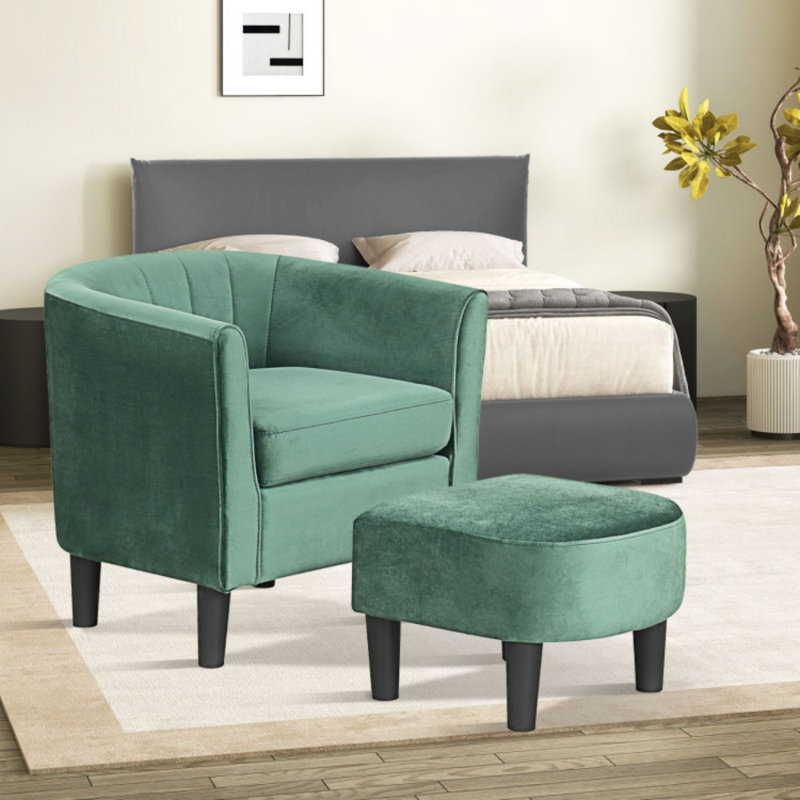 Fauteuil demi-tonneau rembourré en velours avec repose-pieds et repose-pieds Teddy, Vert