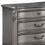 Commode de style français avec sculptures ornées et poignées décoratives, coffre de rangement de luxe pour chambre à coucher
