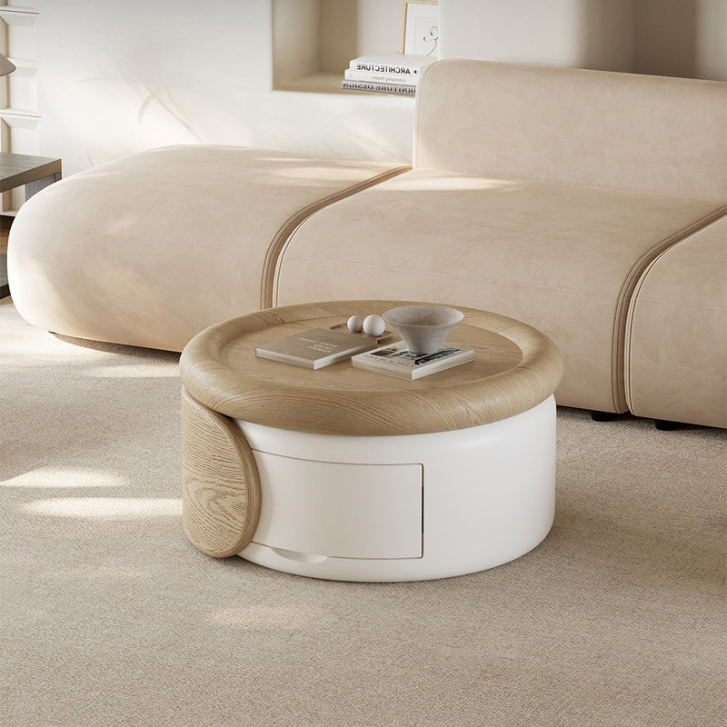 Table basse de style moderne et minimaliste