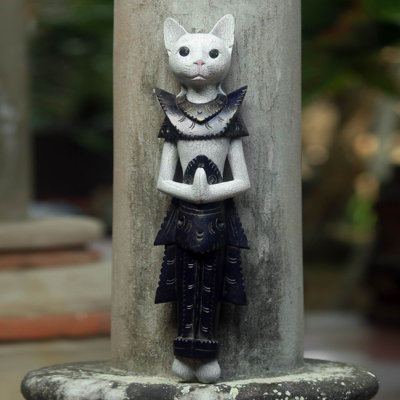 Daryanani Handmade Figurine / Sculpture Decorative Object