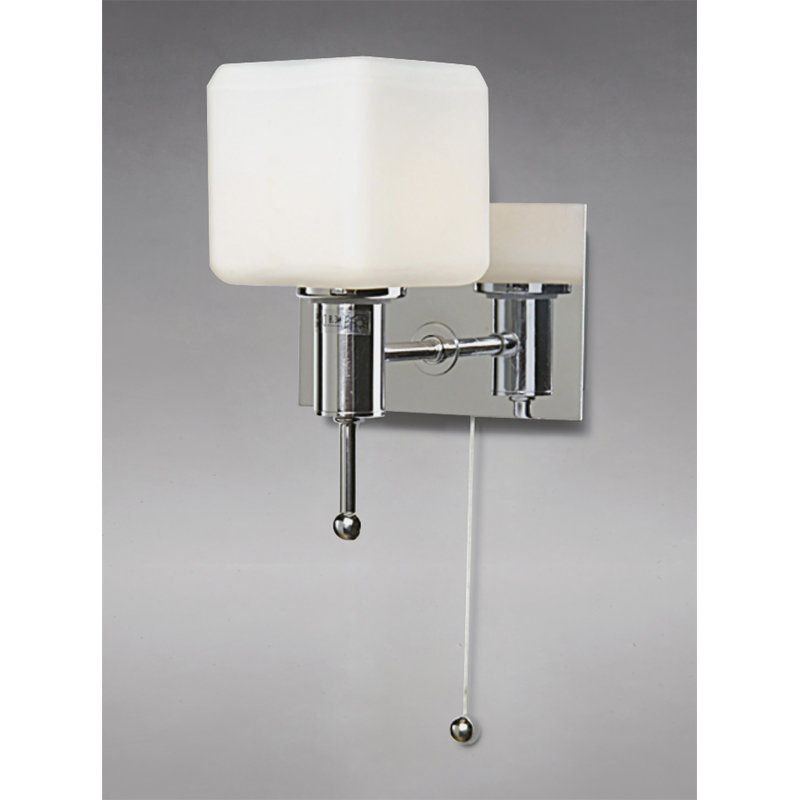 Cody Armed Sconce