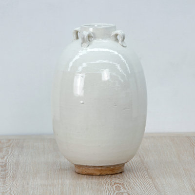 Vase de plancher en porcelaine fait à la main