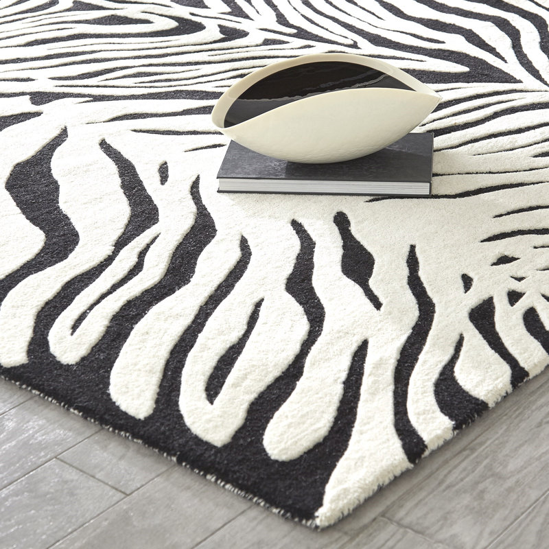 Wool Animal Print Area Rug in White, Rectangle 11' x 14'