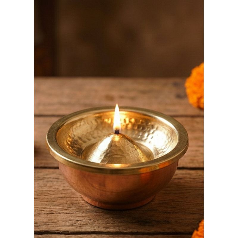 Lampe à huile en laiton Lift-Top Diya