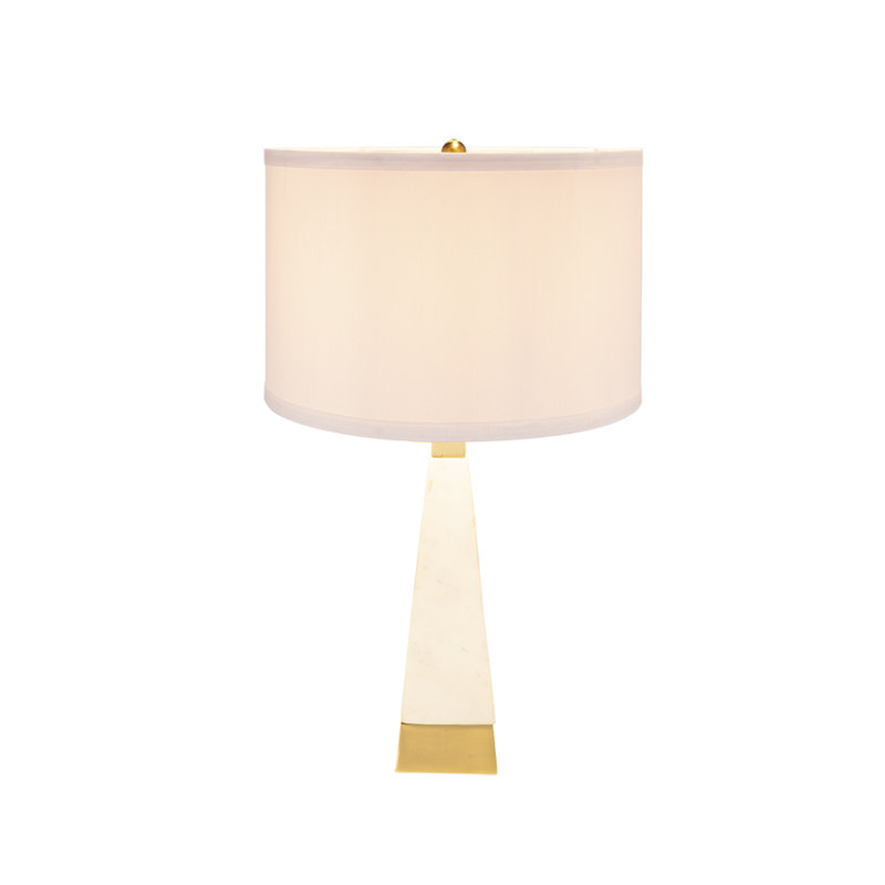 Lampe de table moderne en pyramide de marbre blanc et or avec abat-jour tambour - Éclairage de chevet de 26 pouces pour la chambre à coucher et le salon