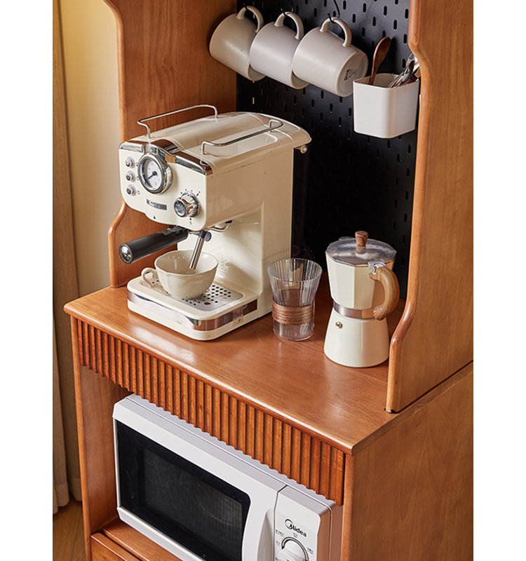 Grande armoire de cuisine scandinave, Noyer