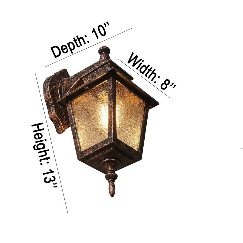 The Estate Heritage Outdoor Lantern