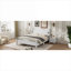 Structure de lit plateforme en bois massif de couleur blanche, pouvant accueillir des matelas de grande taille pour une utilisation quotidienne dans la chambre à coucher avec un style rétro classique