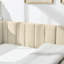 Lit de jour de style Mid-Century avec revêtement en velours, structure en bois d'eucalyptus robuste et design polyvalent pour n'importe quelle pièce-970106749