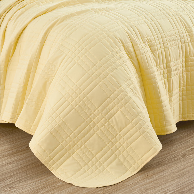 Lightweight Microfiber Reversible 3 Piece Coverlet / Bedspread Set, Queen Bedspread + 2 Standard Shams, Pastel Yellow