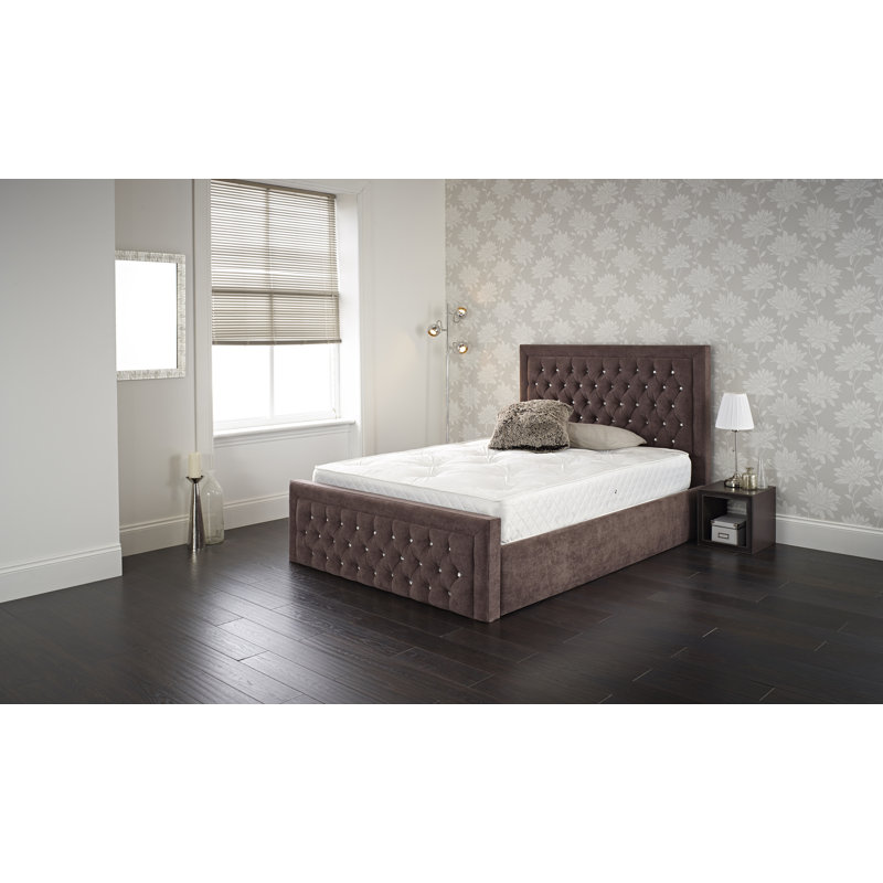 Jaheim Upholstered Bed, Small Double (4')