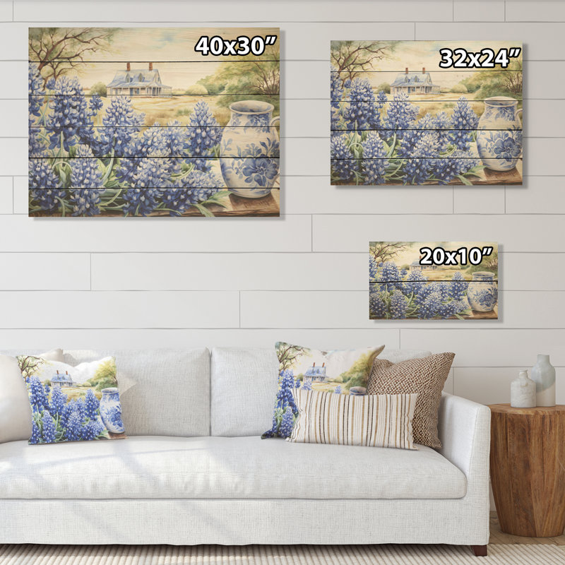 «Blue Bonnets Farmhouse Still Life - Blue Bonnets», art mural sur bois de pin naturel, H 30 po x l 40 po