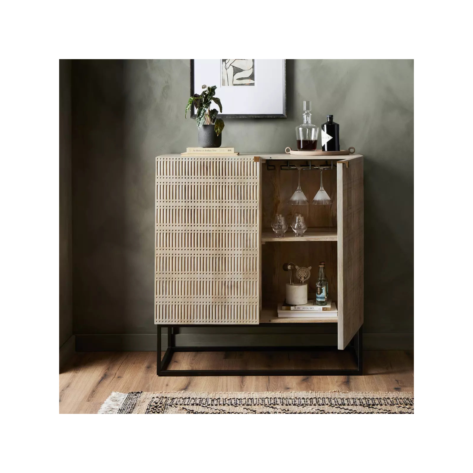 Taro 40'' Solid Wood Bar Cabinet, Light Wash Mango