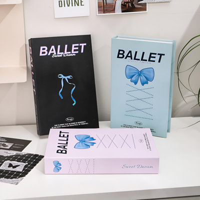 Élégants accessoires pour faux livres et photographie