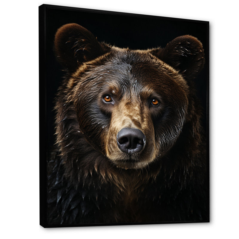Latiana Bear Majestic Selfy I, photographie sur toile, H 20 po x l 12 po x P 1 po, Cadre flottant noir