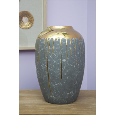 Blakes Ceramic Table Vase