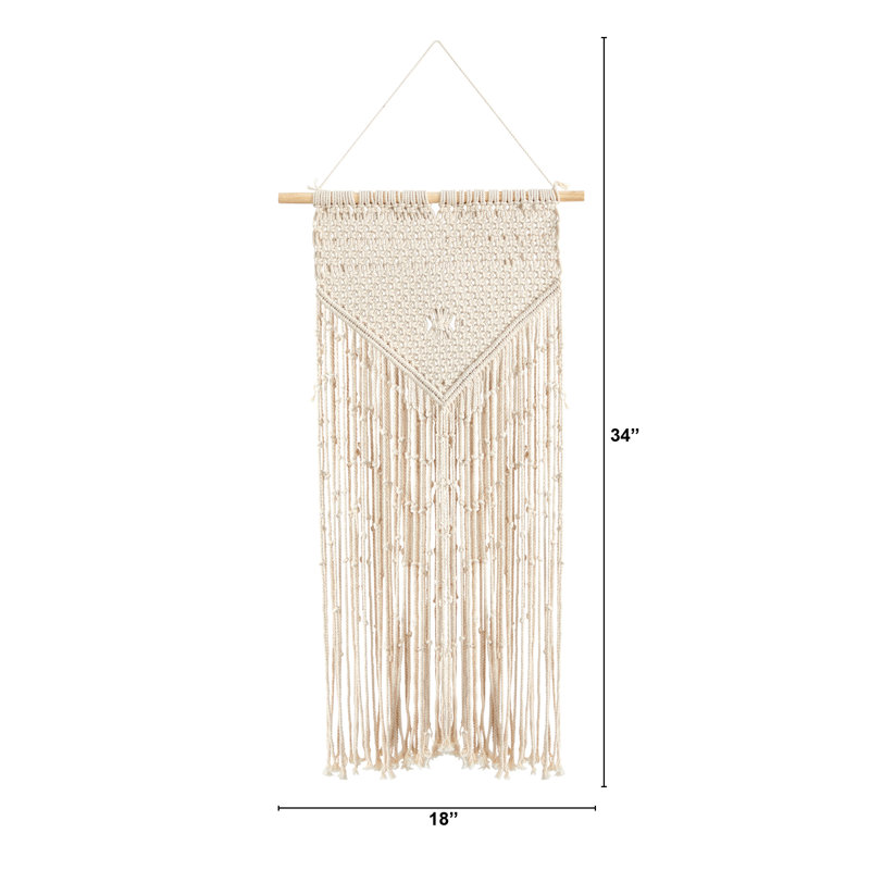 Décoration murale en macramé