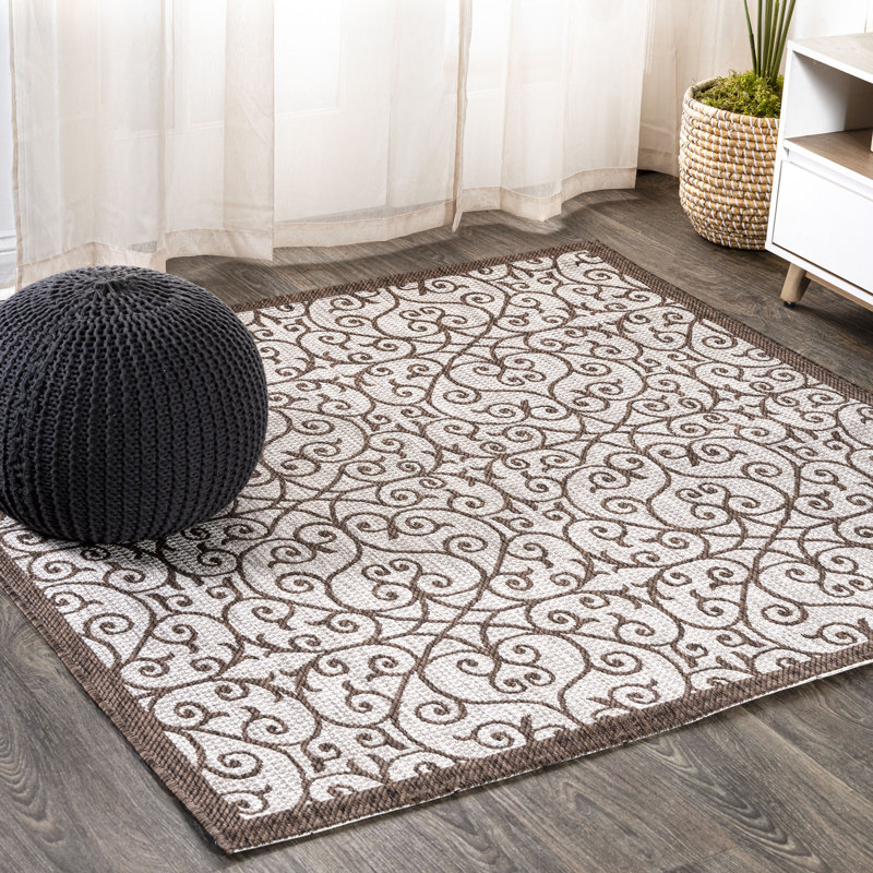 Tapis d'intérieur / extérieur taupe / espresso Haggerty, Carré 7 pi 9 po