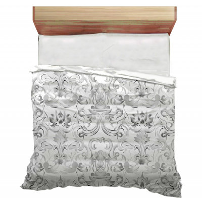 Plain Weave Muslin Microfiber / Polyester Comforter
