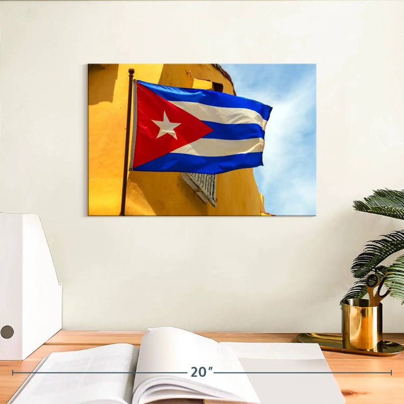 Borges Wavy Cuban Flag, 8" H x 12" W