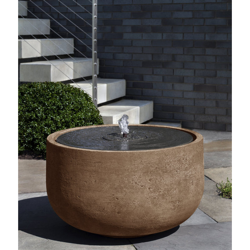 Echo Fountain, Brownstone